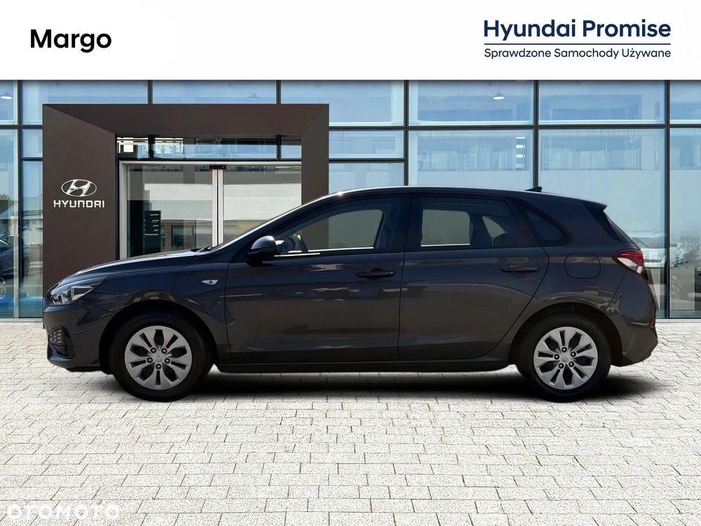 Hyundai i30 1.5 DPI Classic + - 11