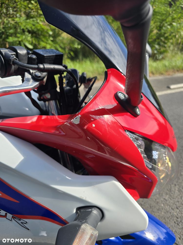 Honda CBR - 16