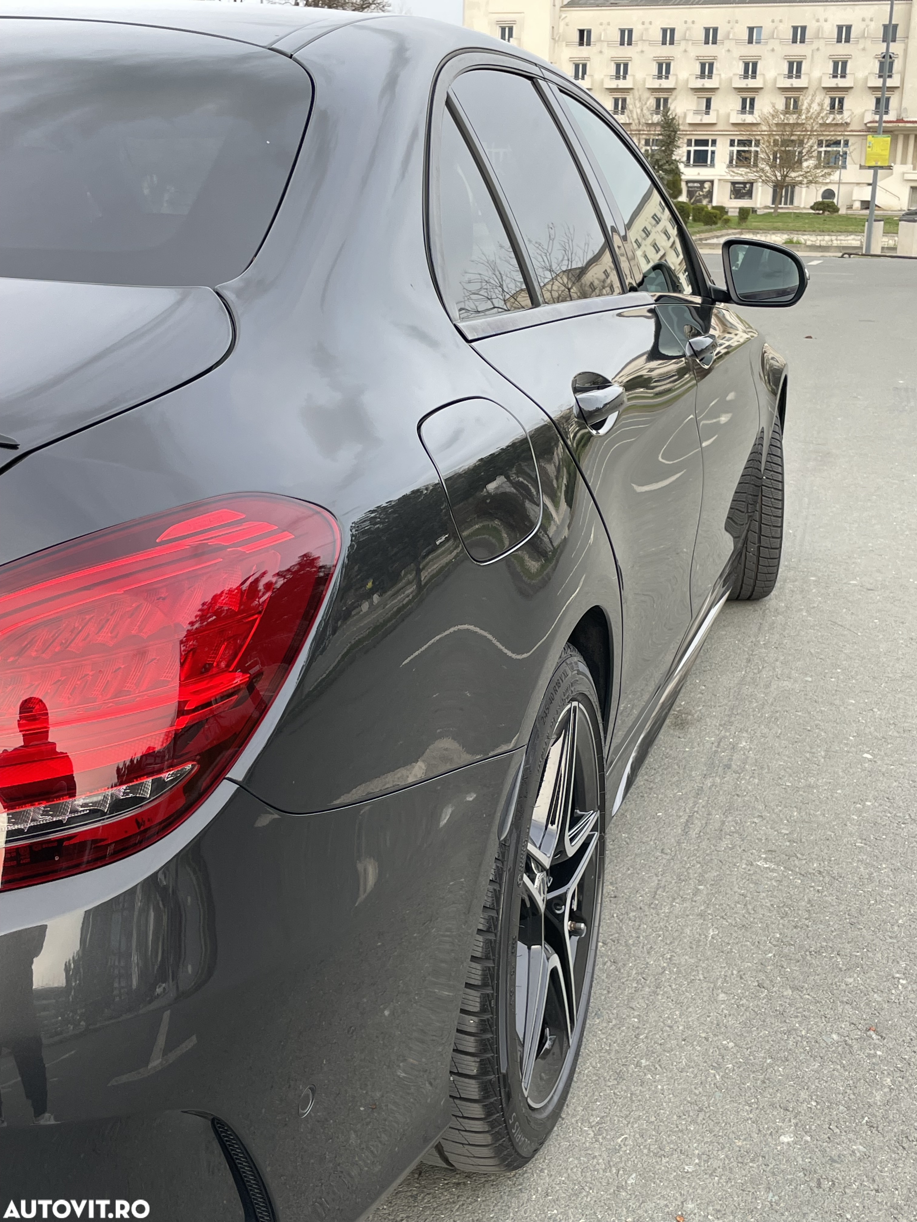 Mercedes-Benz C 220 d 9G-TRONIC AMG Line - 20