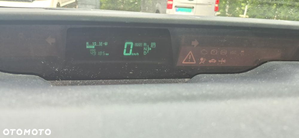 Toyota Prius - 22