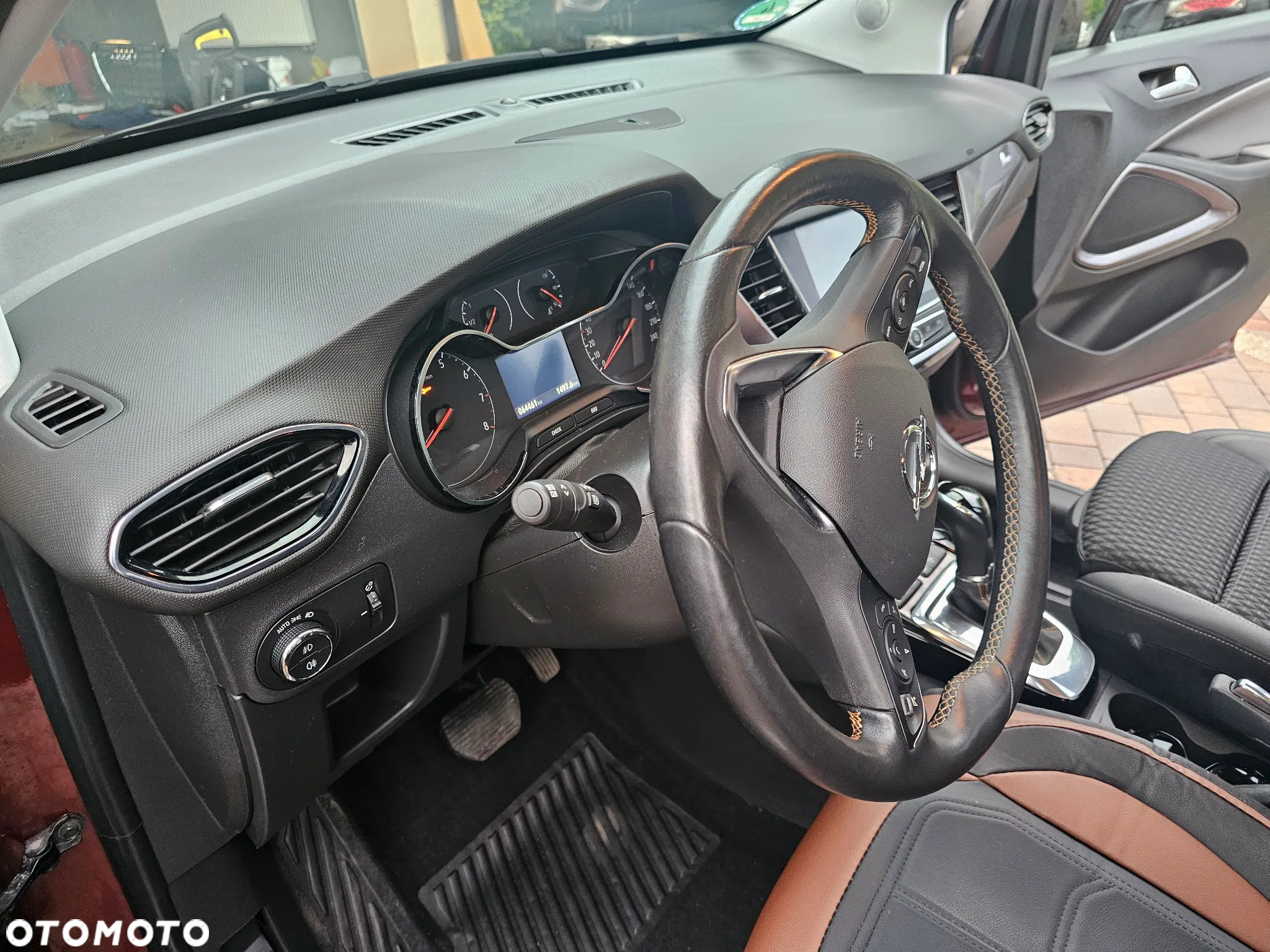 Opel Crossland X - 14