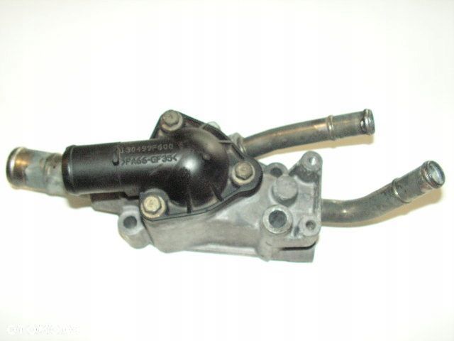 ALMERA TINO 1,8 16V OBUDOWA TERMOSTATU 85KW LIFT - 2