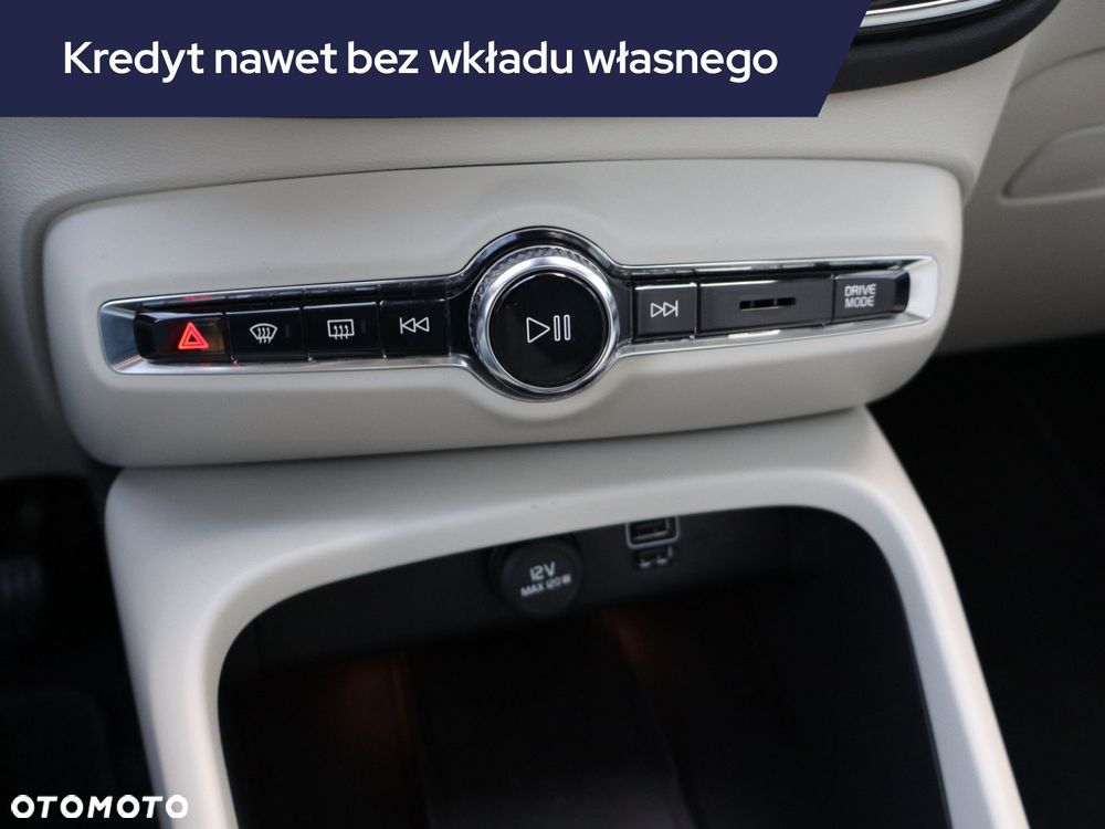 Volvo XC 40 - 19