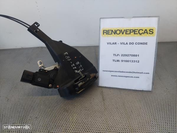 Fecho Porta Tras Esq Toyota Corolla (_E12_) - 1