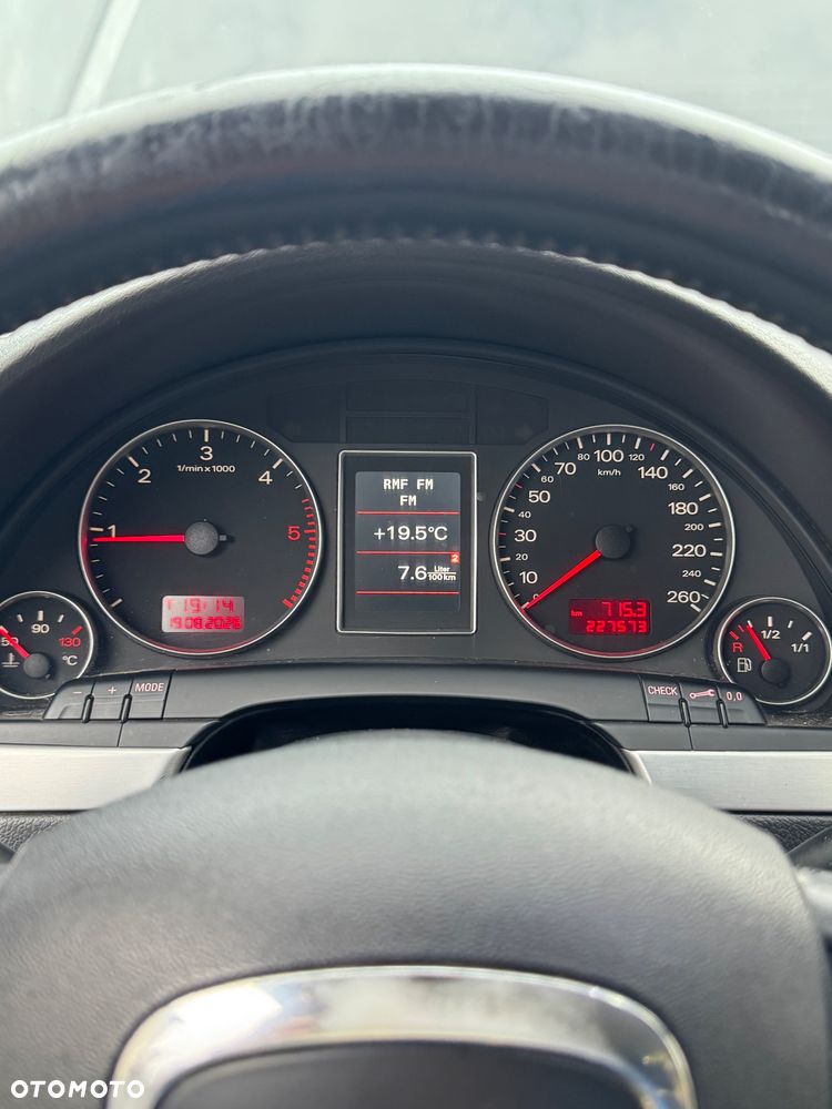 Audi A4 Avant 2.0 TDI DPF - 18
