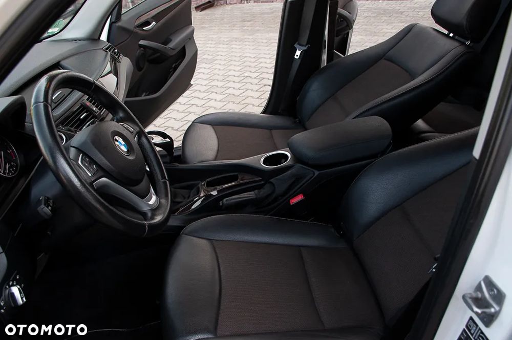 BMW X1 xDrive18d xLine - 39