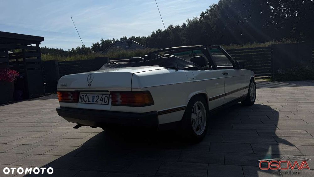 Mercedes-Benz W201 (190) - 9