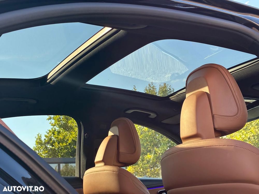 Mercedes-Benz E 300 4MATIC PHEV - 19