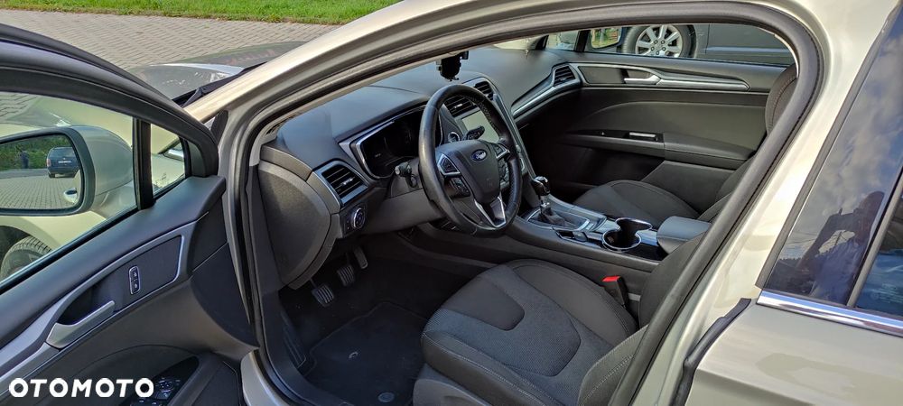 Ford Mondeo 2.0 TDCi Titanium - 10