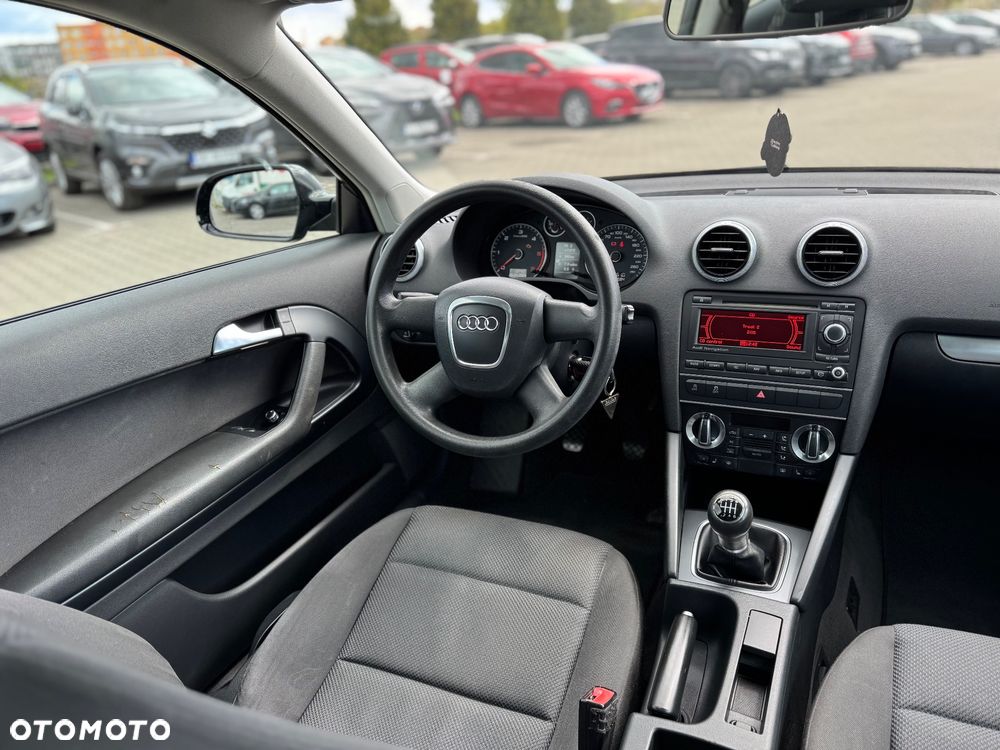 Audi A3 3-drzwiowe 2.0 TDI Attraction - 24