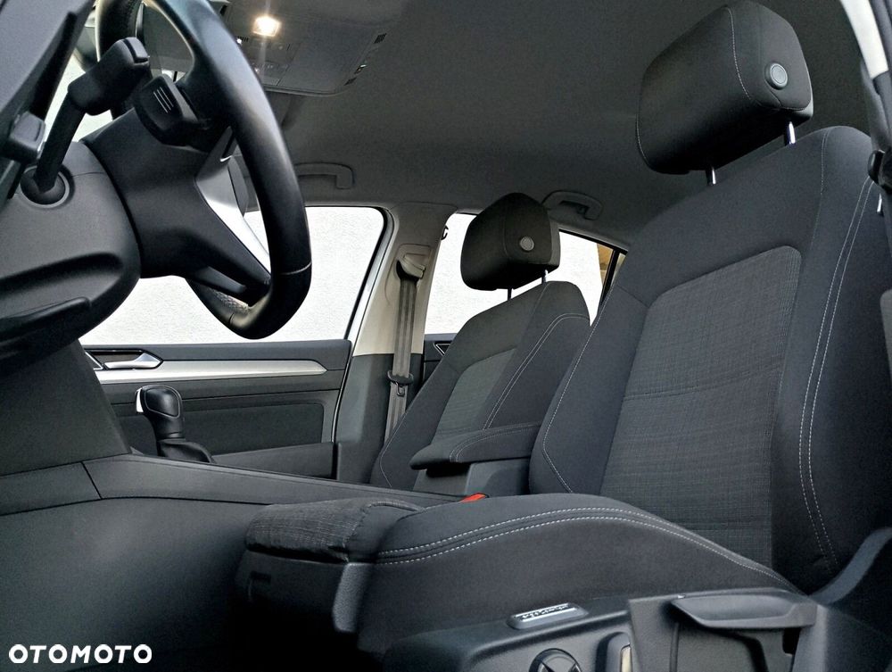 Volkswagen Passat 2.0 TDI EVO Business DSG - 9