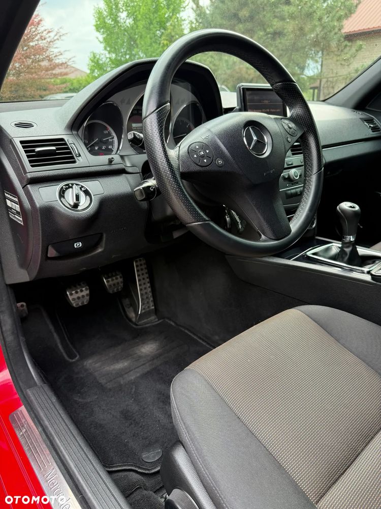 Mercedes-Benz Klasa C 200 CDI DPF (BlueEFFICIENCY) - 11