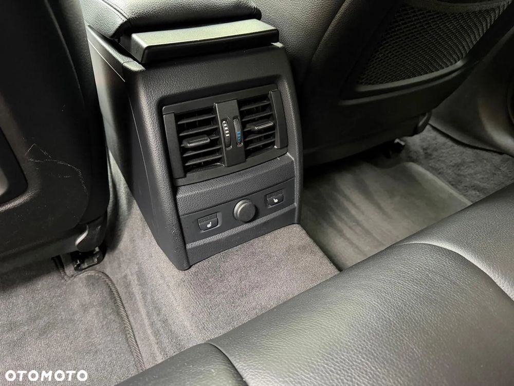 BMW Seria 3 - 29