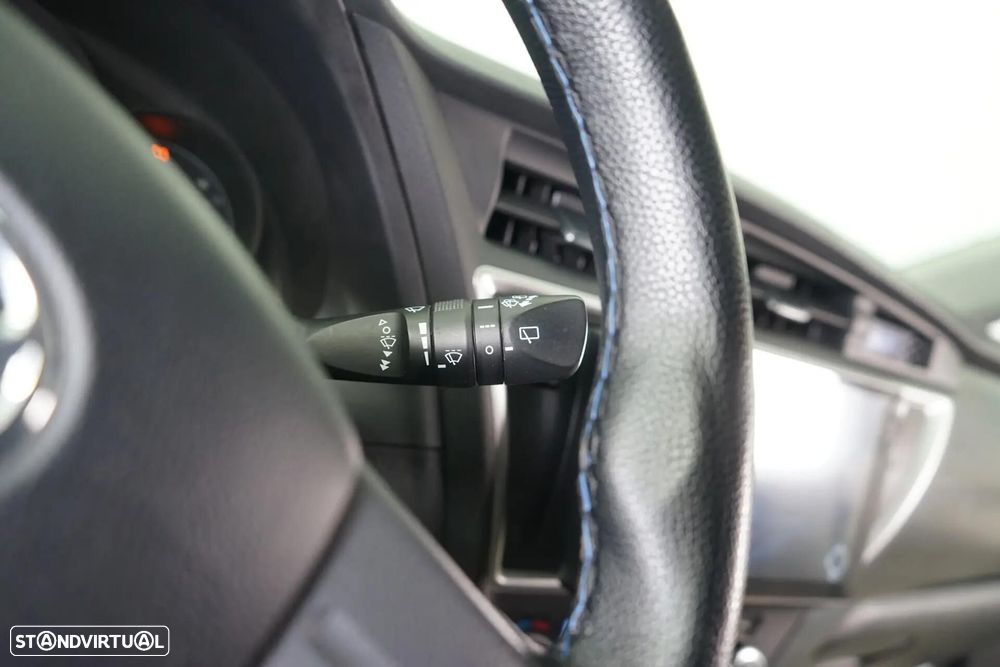 Toyota Auris 1.4 D-4D Comfort - 20