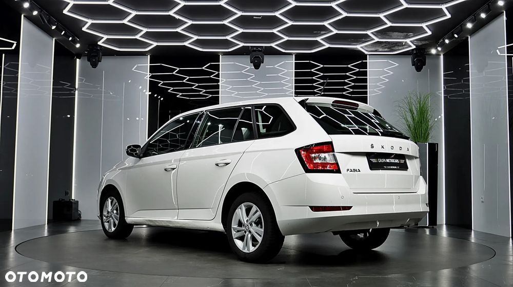 Skoda Fabia 1.0 TSI Ambition - 5