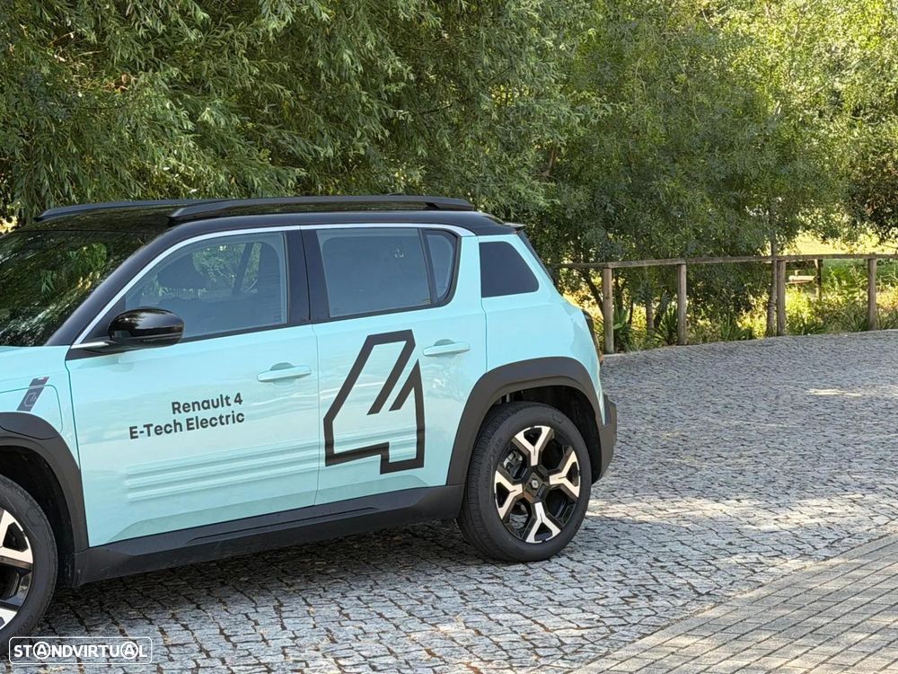 Renault 4 E-Tech 52 kWh Techno Autonomia Conforto - 3