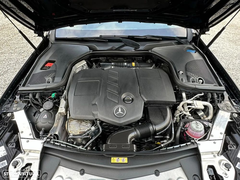 Mercedes-Benz E 300 de AMG Line - 28