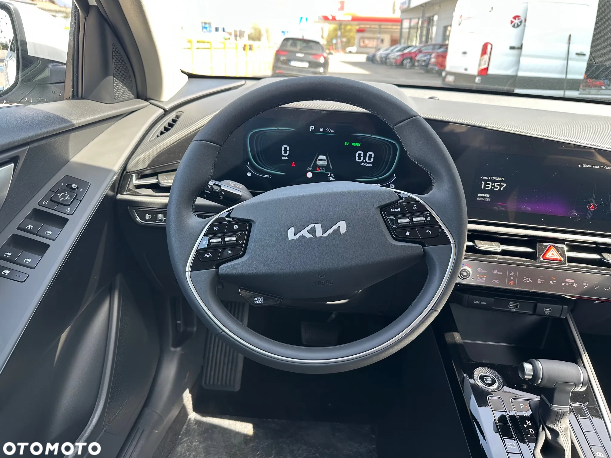 Kia Niro 1.6 GDI Hybrid M - 18