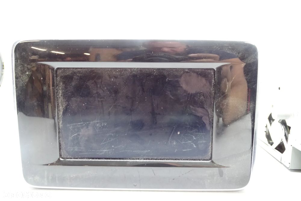 MERCEDES B KLASA W246  Radio + Wyświetlacz  2469000112 - 3