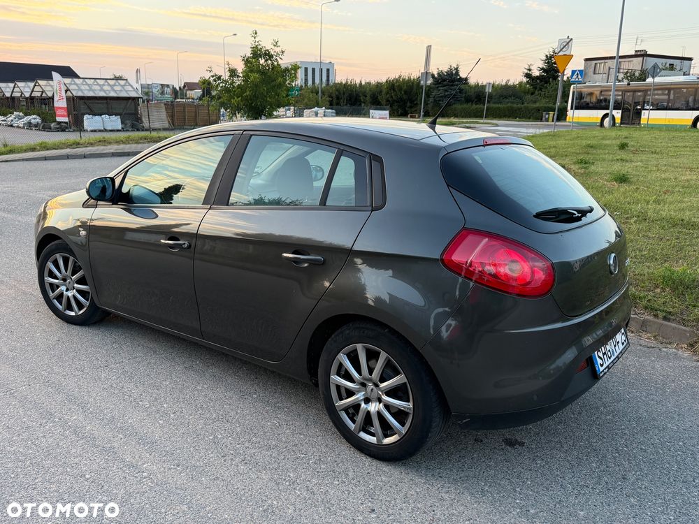 Fiat Bravo 1.4 T-JET 16V MyLife - 6