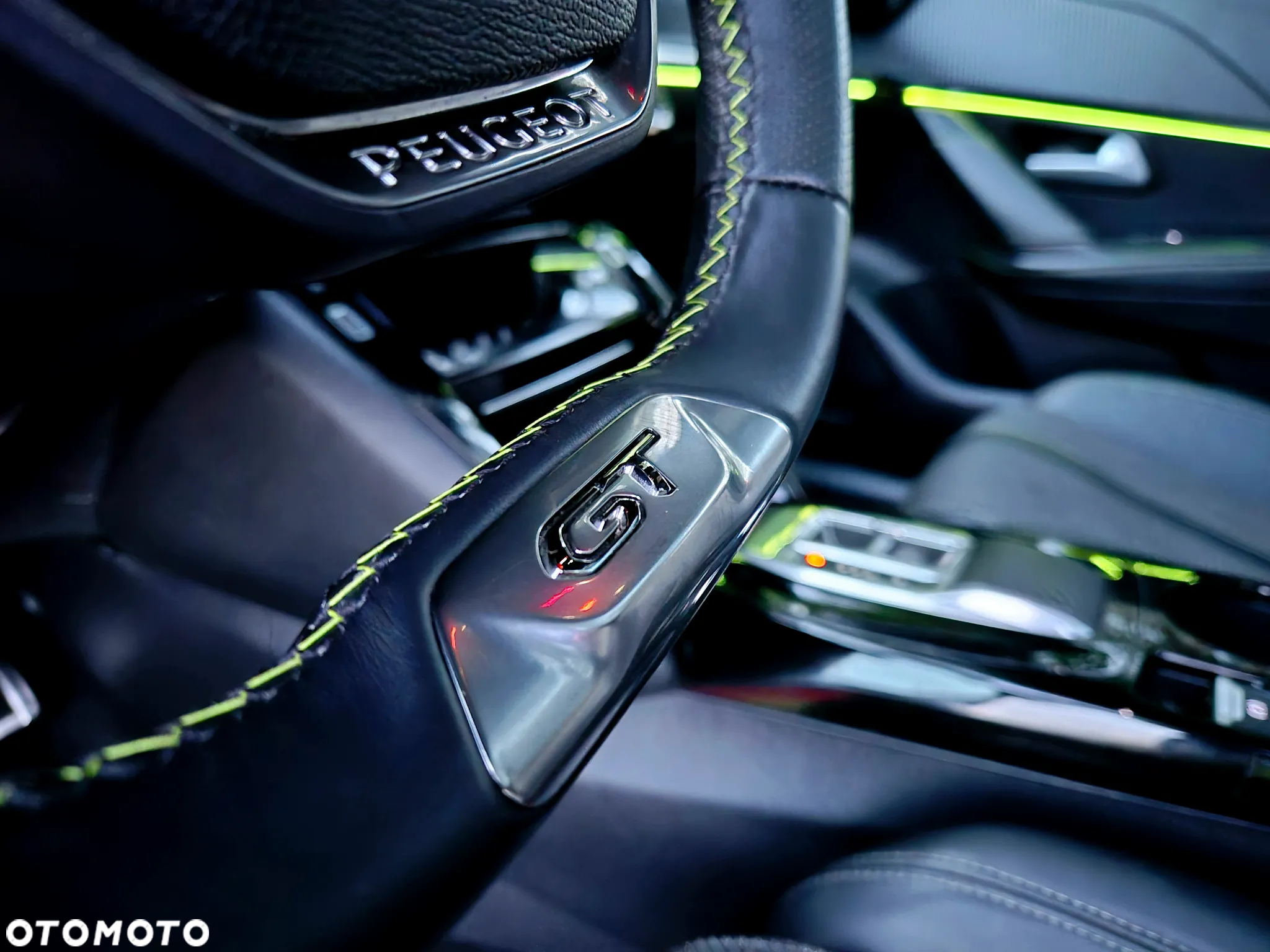 Peugeot 208 PureTech 130 EAT8 GT - 16