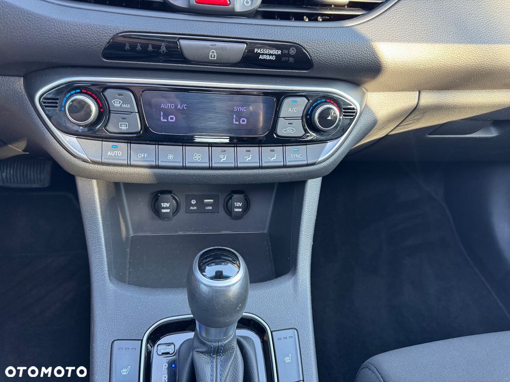 Hyundai i30 1.6 CRDI DCT EDITION 30+ - 31