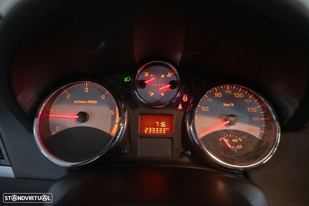 Peugeot 207 1.6 HDi Sport - 9