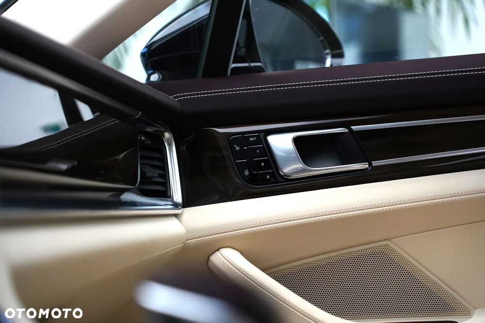 Porsche Panamera 4S Diesel - 16