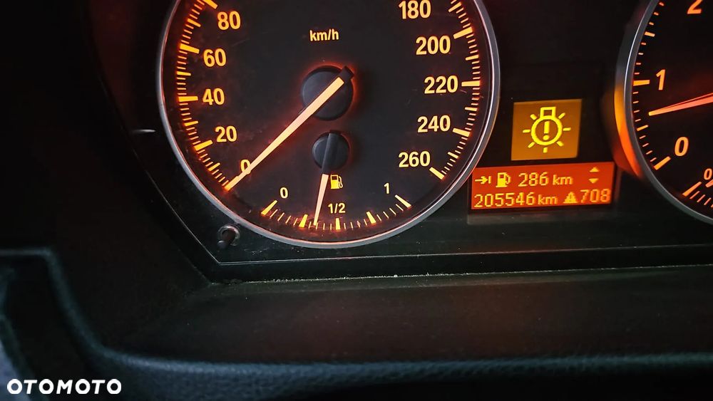 BMW Seria 3 318i - 15