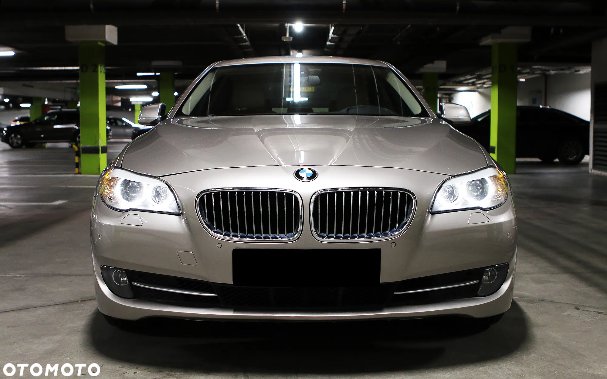 BMW Seria 5 528i - 16