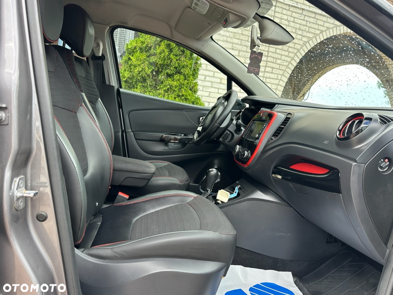 Renault Captur 1.2 TCe Helly Hansen EDC - 17