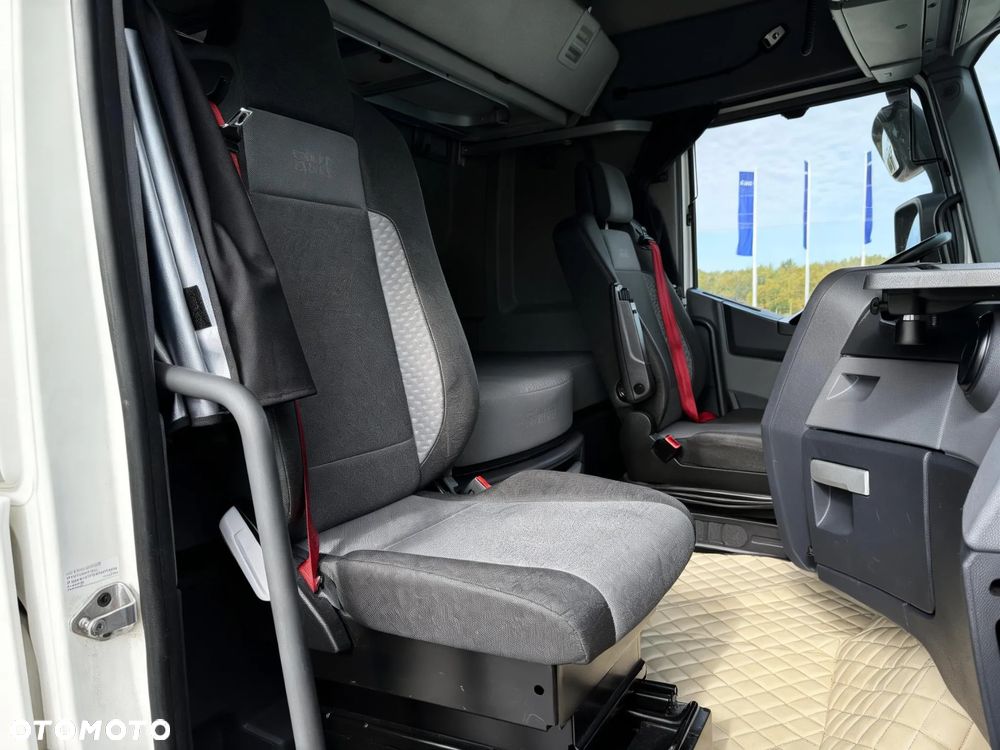 Renault T520 HIGH CAB EVO - 16