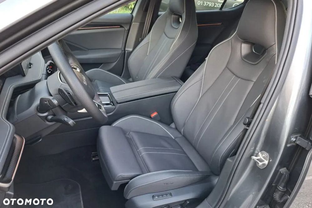 Skoda Superb 1.5 TSI Sportline DSG - 8