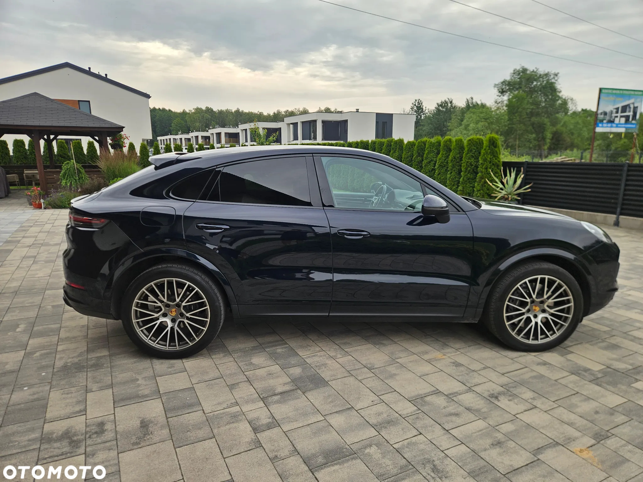 Porsche Cayenne Coupe Platinum Edition - 5