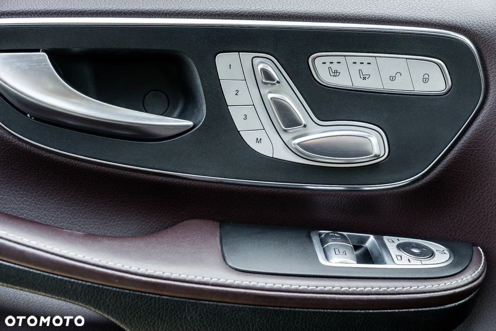 Mercedes-Benz Klasa V 250 (BlueTEC) d lang 7G-TRONIC Avantgarde - 12