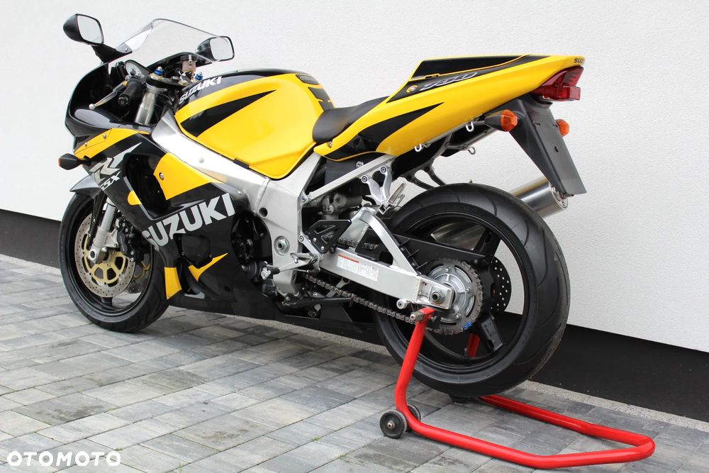 Suzuki GSX-R - 3