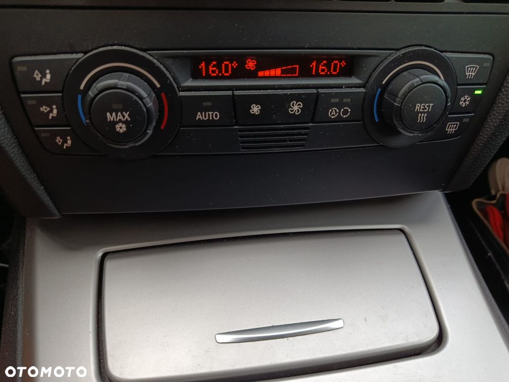 BMW Seria 3 - 24