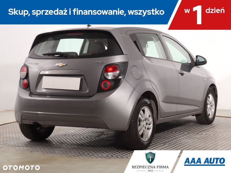 Chevrolet Aveo - 7