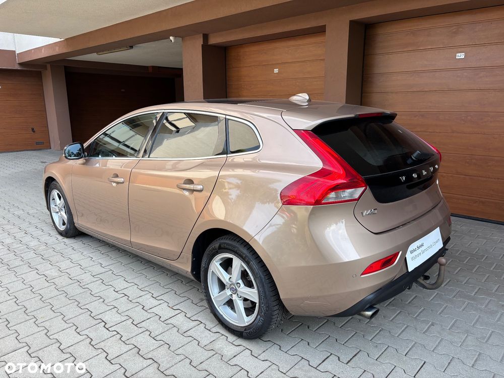 Volvo V40 T3 Summum - 10