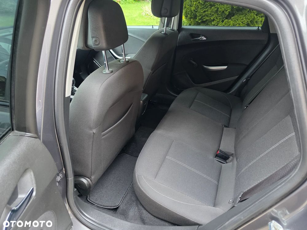 Opel Astra 1.4 Turbo ENERGY - 12