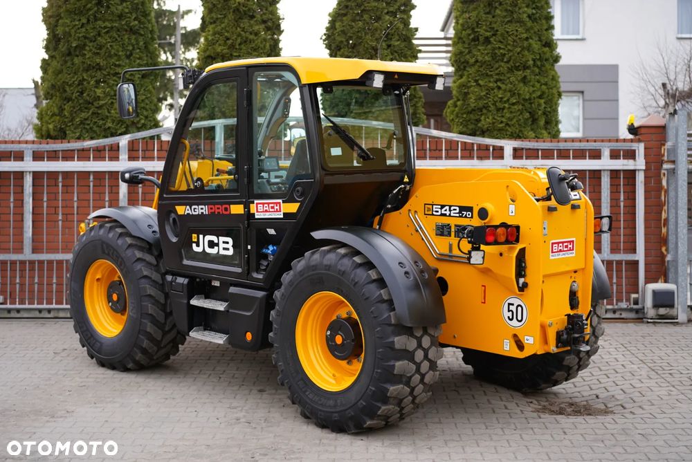 JCB 542-70 AGRI PRO - 6