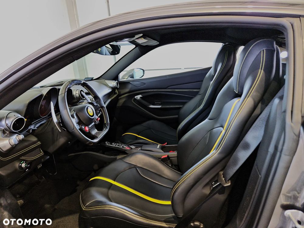 Ferrari F8 Tributo - 16