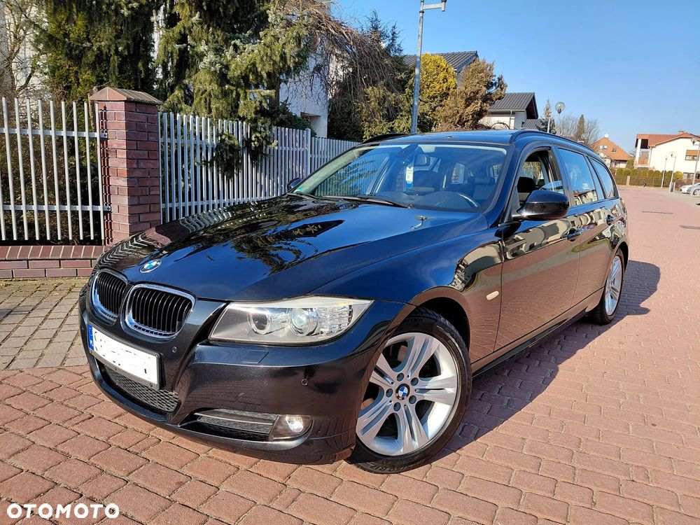 BMW Seria 3 320d DPF Edition Sport - 2