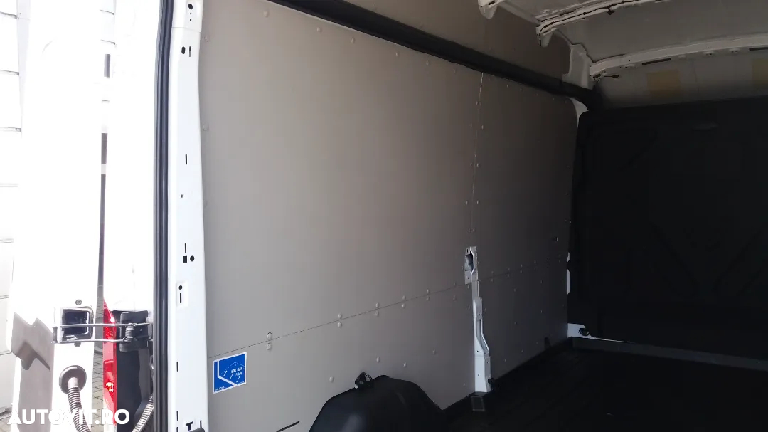 Ford NEW TRANSIT VAN L3H3 FWD - 12