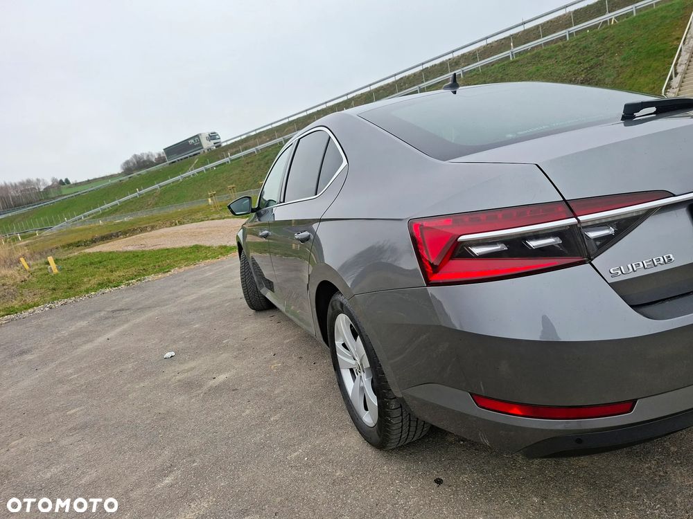 Skoda Superb 1.5 TSI Active DSG - 6