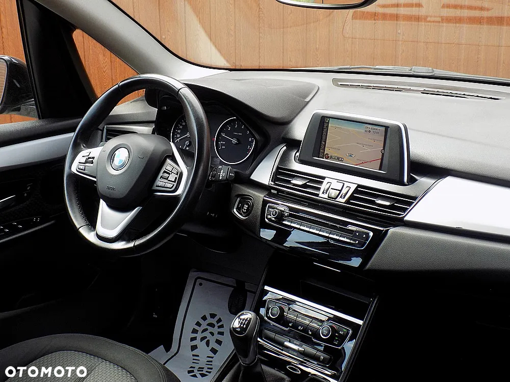BMW Seria 2 218i Active Tourer Advantage - 17