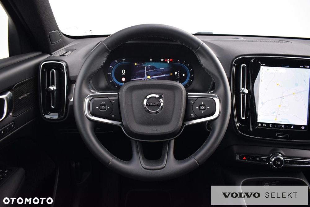 Volvo XC 40 - 18