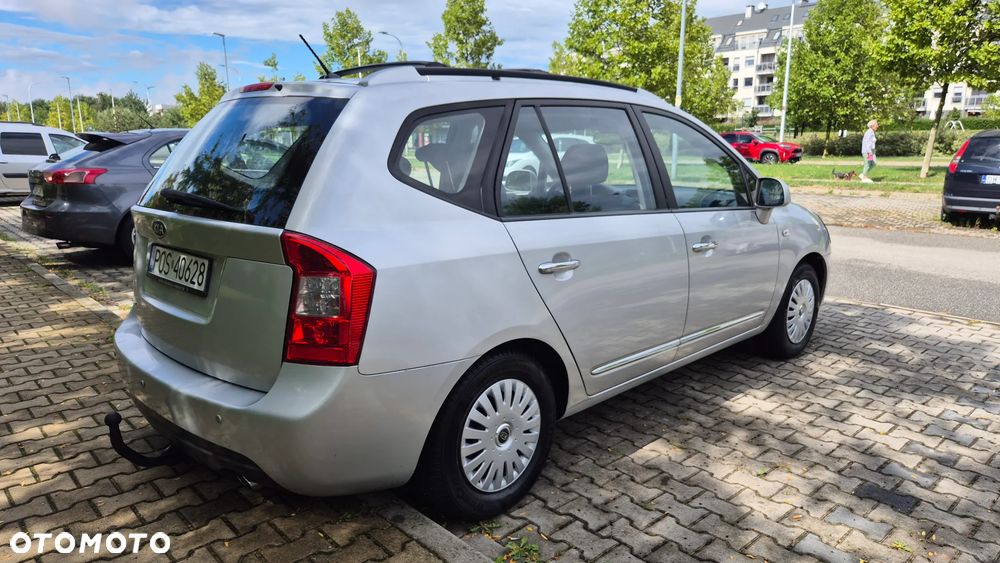 Kia Carens 2.0 EX - 3