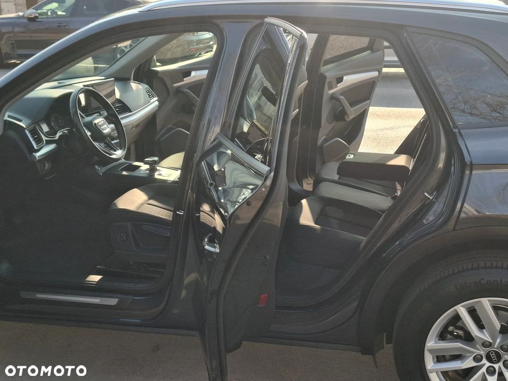 Audi Q5 40 TDI quattro S tronic S line business - 11