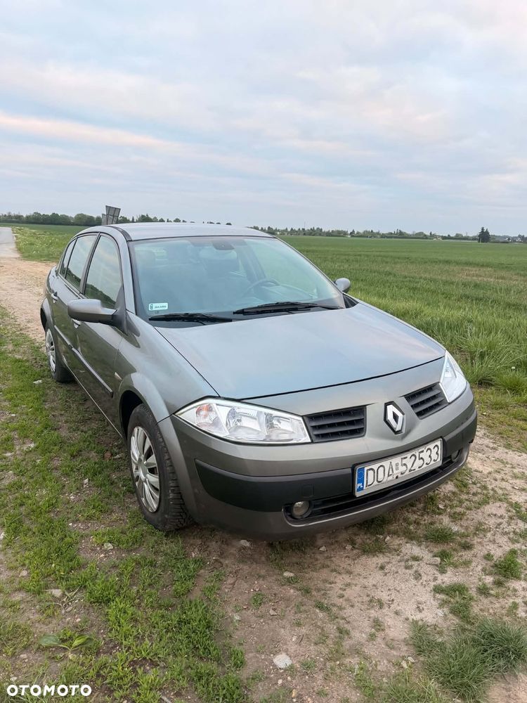 Renault Megane 1.4 Confort Expression - 3